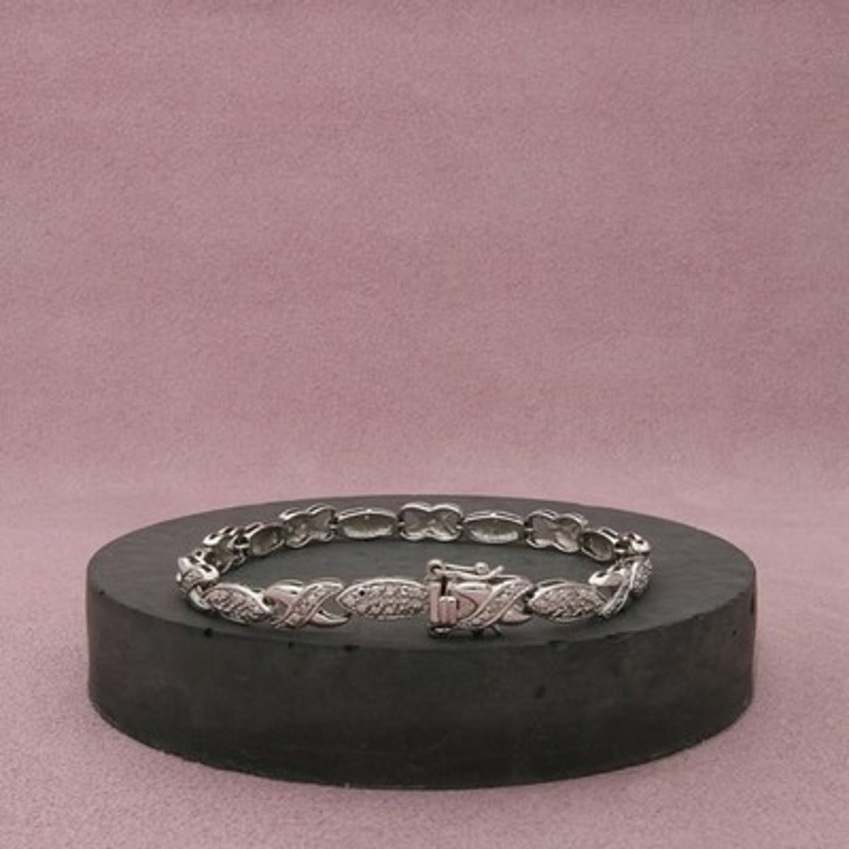 Sterling Silver Diamond Accent X Link Tennis Bracelet Size 7in