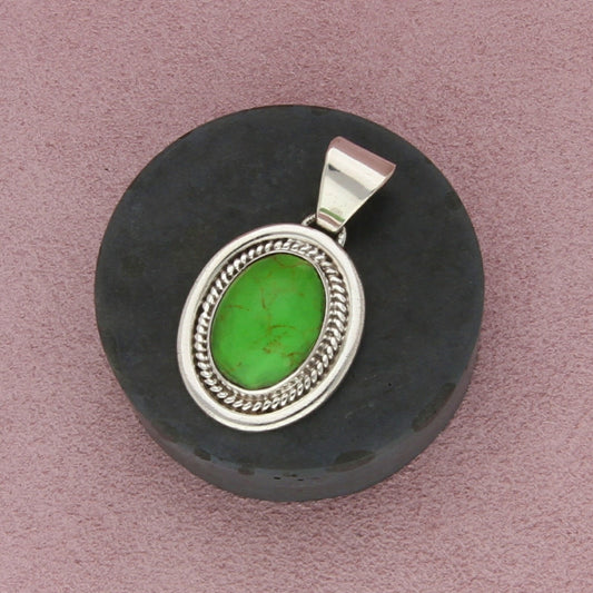 mexico sterling silver vintage braided gaspeite cabochon pendant