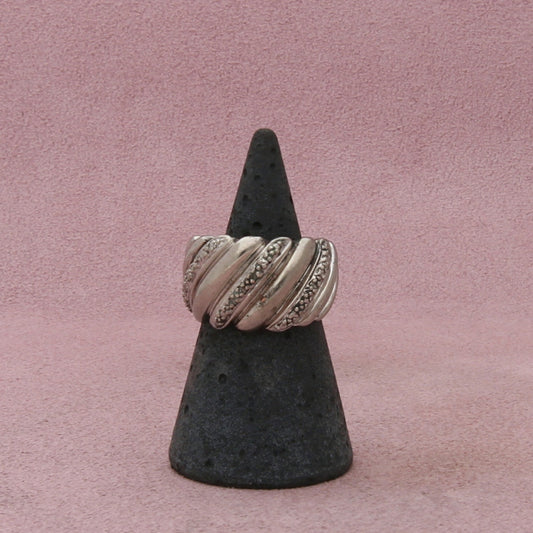 sterling silver diamond accent band ring size 5.5