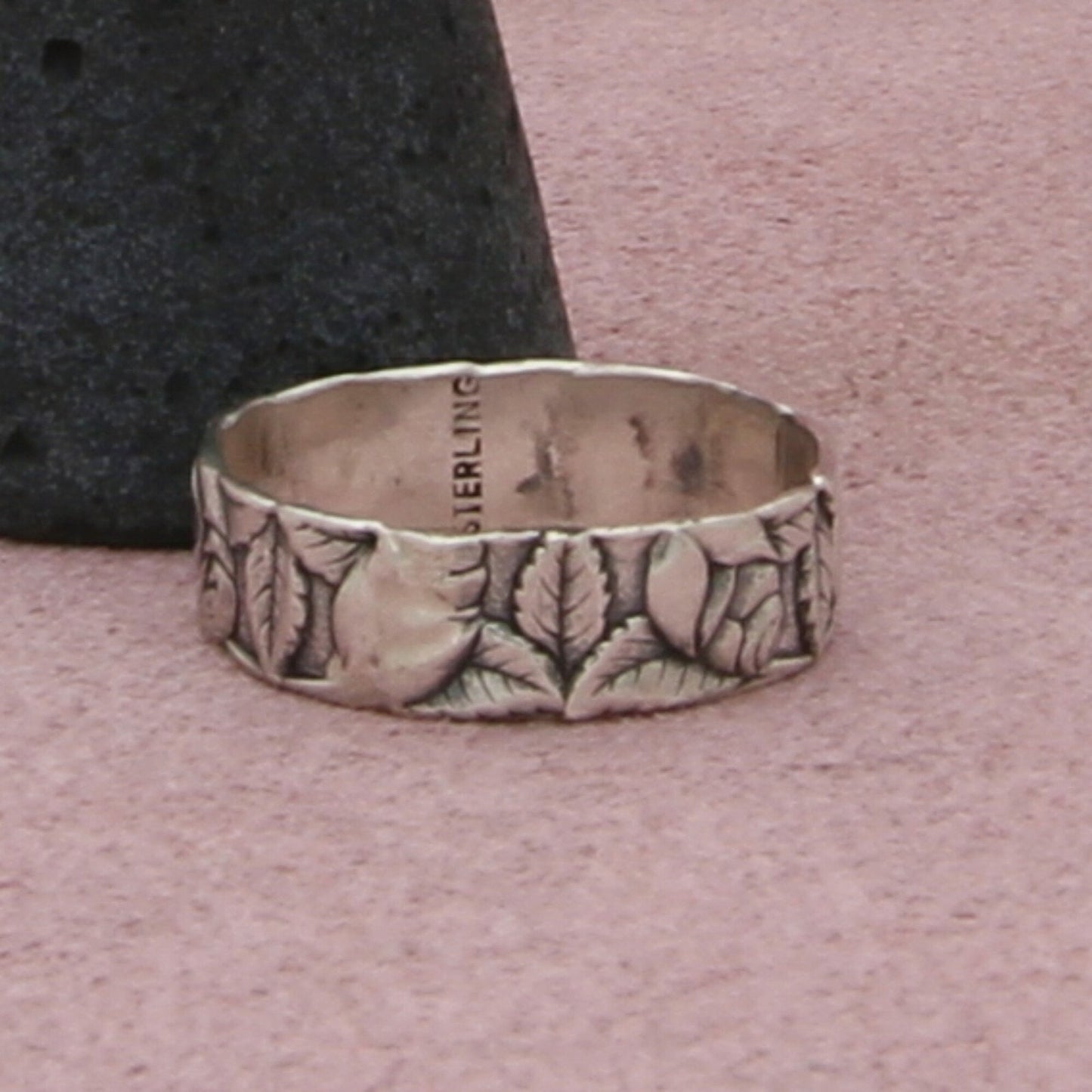 sterling silver vintage artisan crafted carved roses band ring size 7