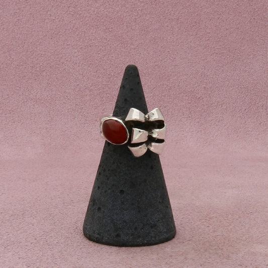 sterling silver vintage artisan crafted carnelian bow ring size 2.5