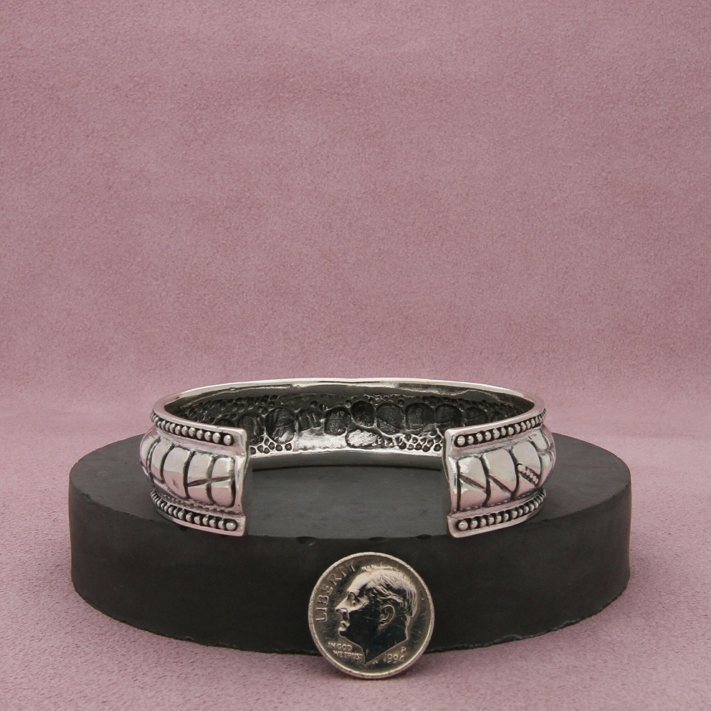 sterling silver vintage pebbled pattern cuff bracelet size 6.25in