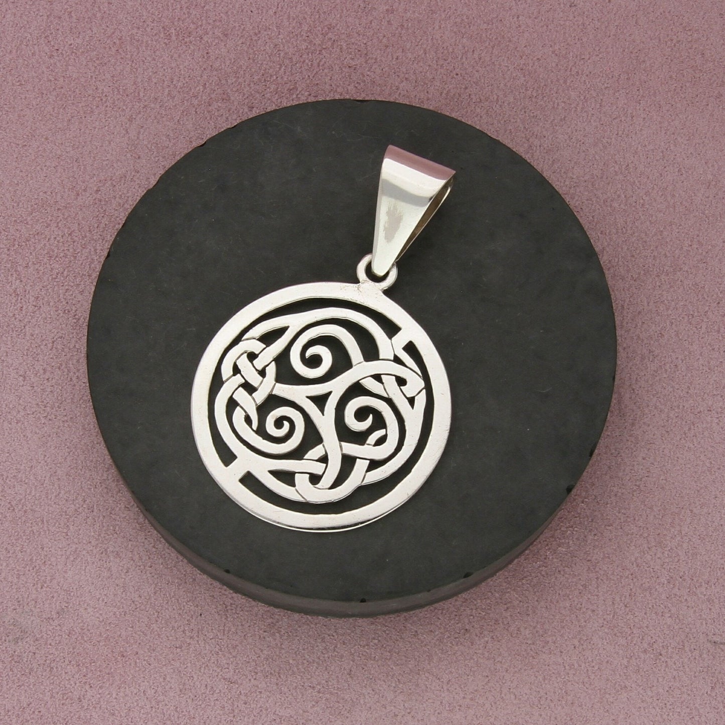 silpada sterling silver celtic triskele s1230 pendant
