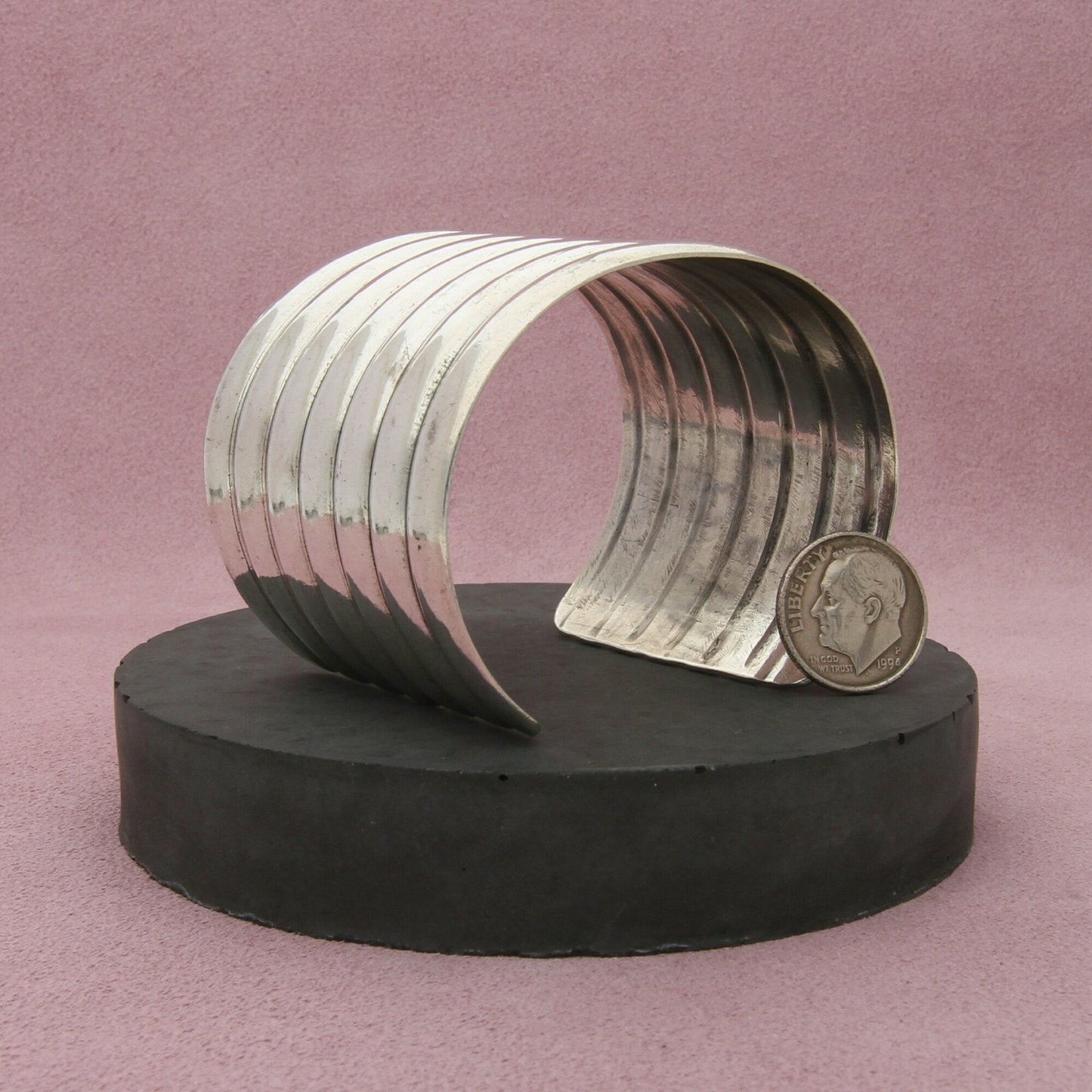 sterling silver vintage hand crafted wide ribbed cuff bracelet size 6.5in