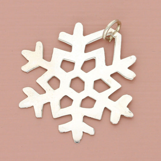 sterling silver winter snowflake pendant